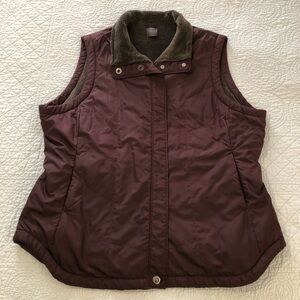 REI women’s vest. Size XL.
